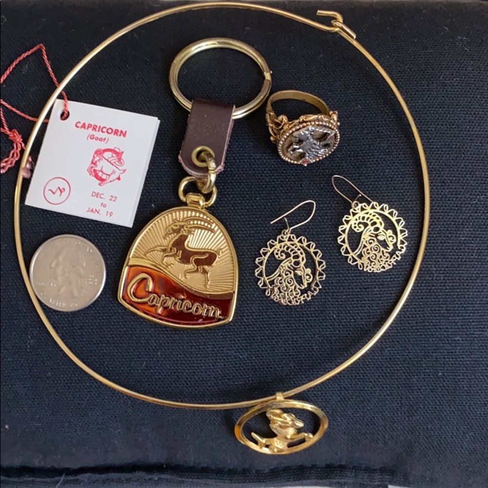 Capricorn key ring, choker and ring